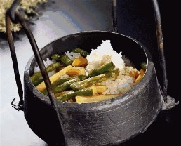巴山铁罐饭.gif